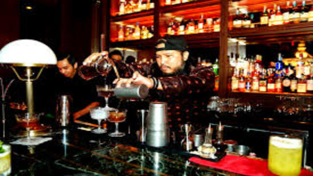 10 Bar & Grill Populer di Indonesia