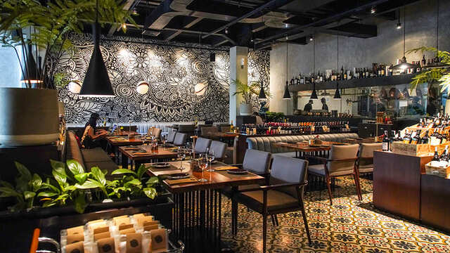 bar & grill Senopati vibes New York